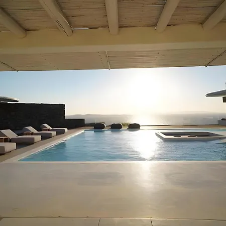 Aqua Pearl Mykonos Villa Tourlos